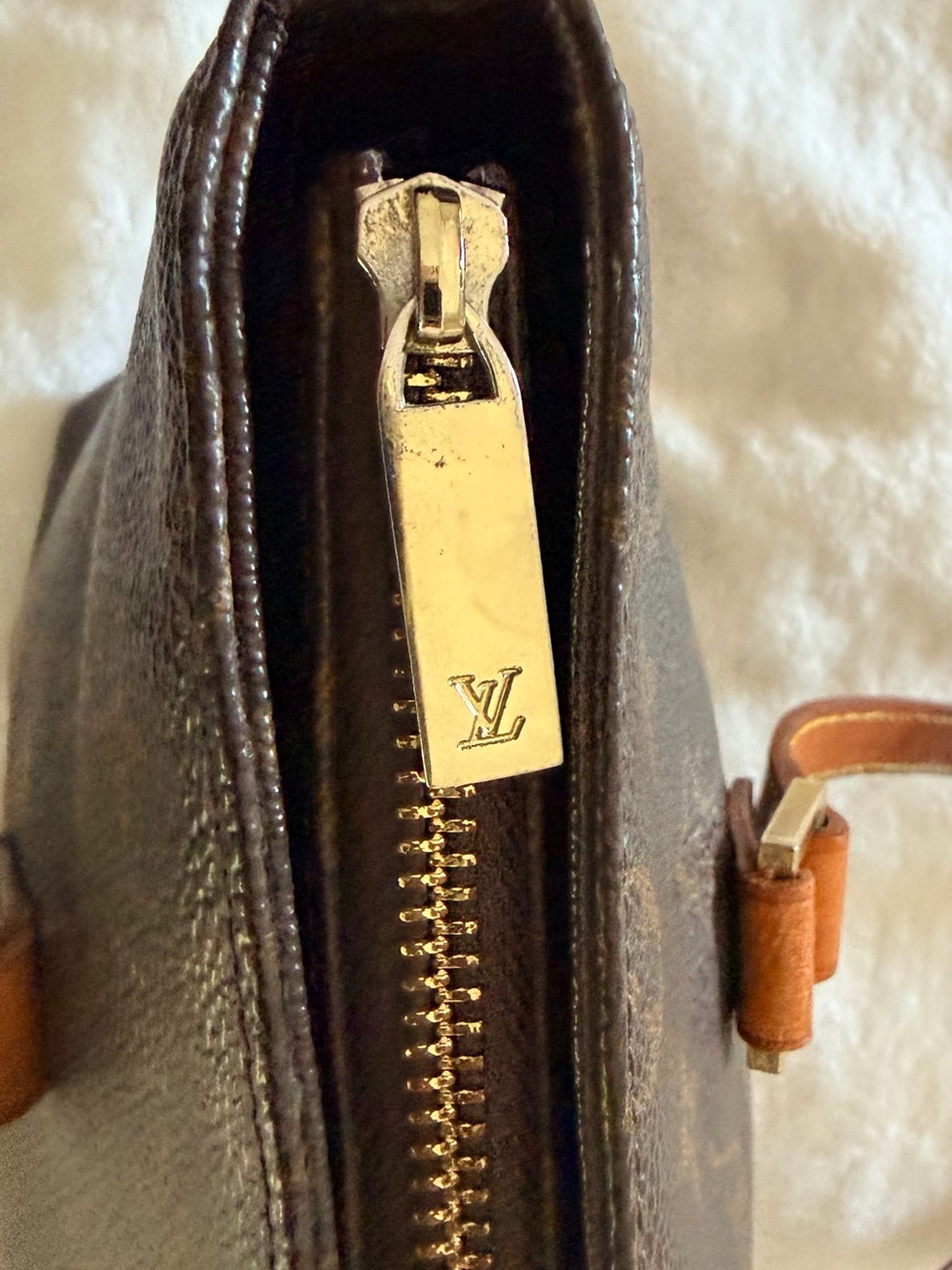 Louis Vuitton Monogram Canvas Shoulder Tote in Brown & Tan Leather - Picture 6 of 8